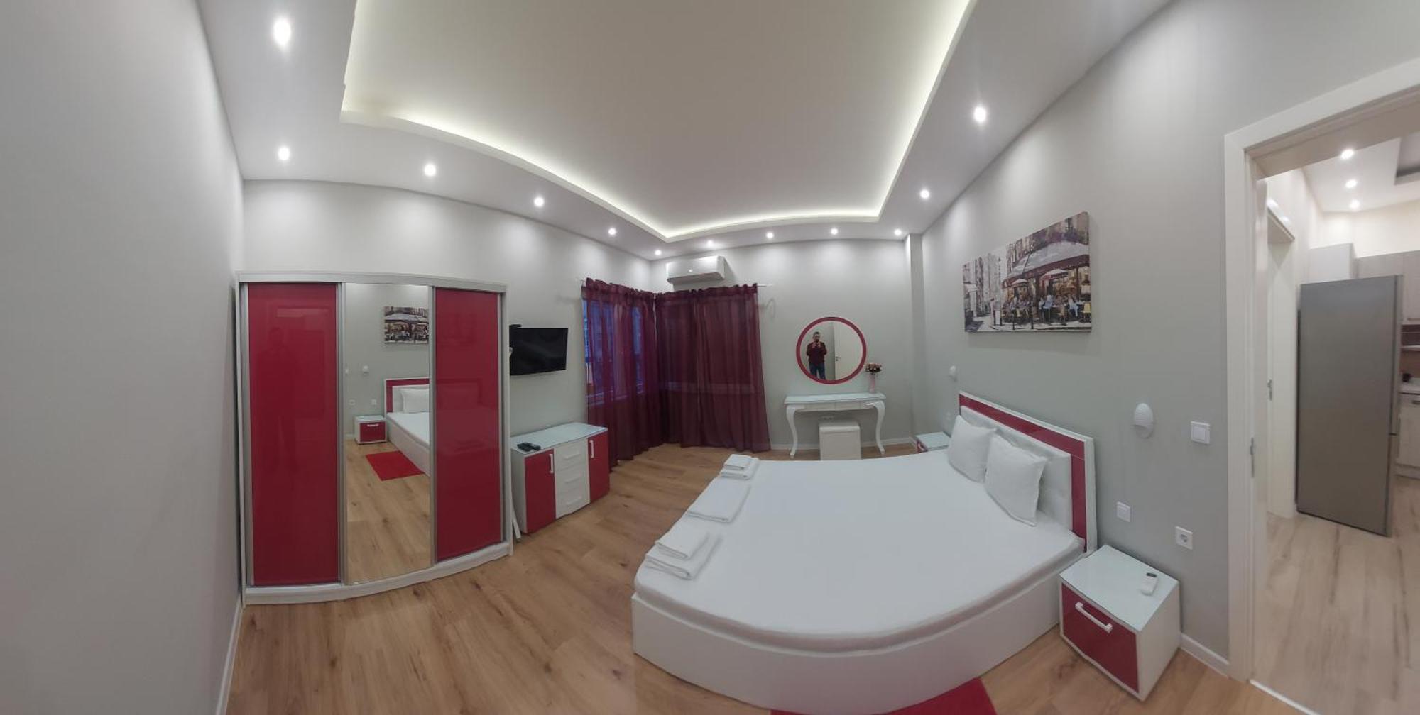Апартамент Pink & Blue - 2Bdr With Balcony - Wi-Fi Varna Exteriér fotografie